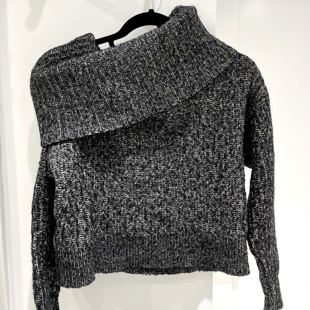 FCUK CROPPED CHUNKY TURTLENECK
